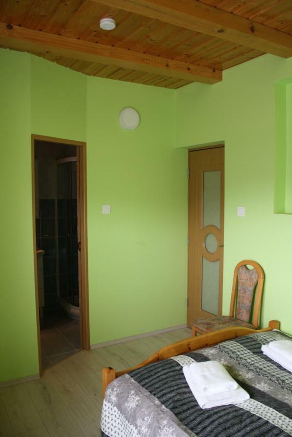 Kedvenc Vendégház Miskolc Exterior foto